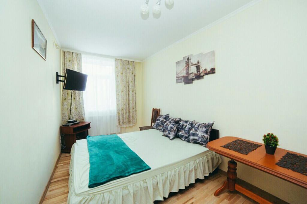 Apartment On Sichovyh Striltsiv Lviv Bagian luar foto